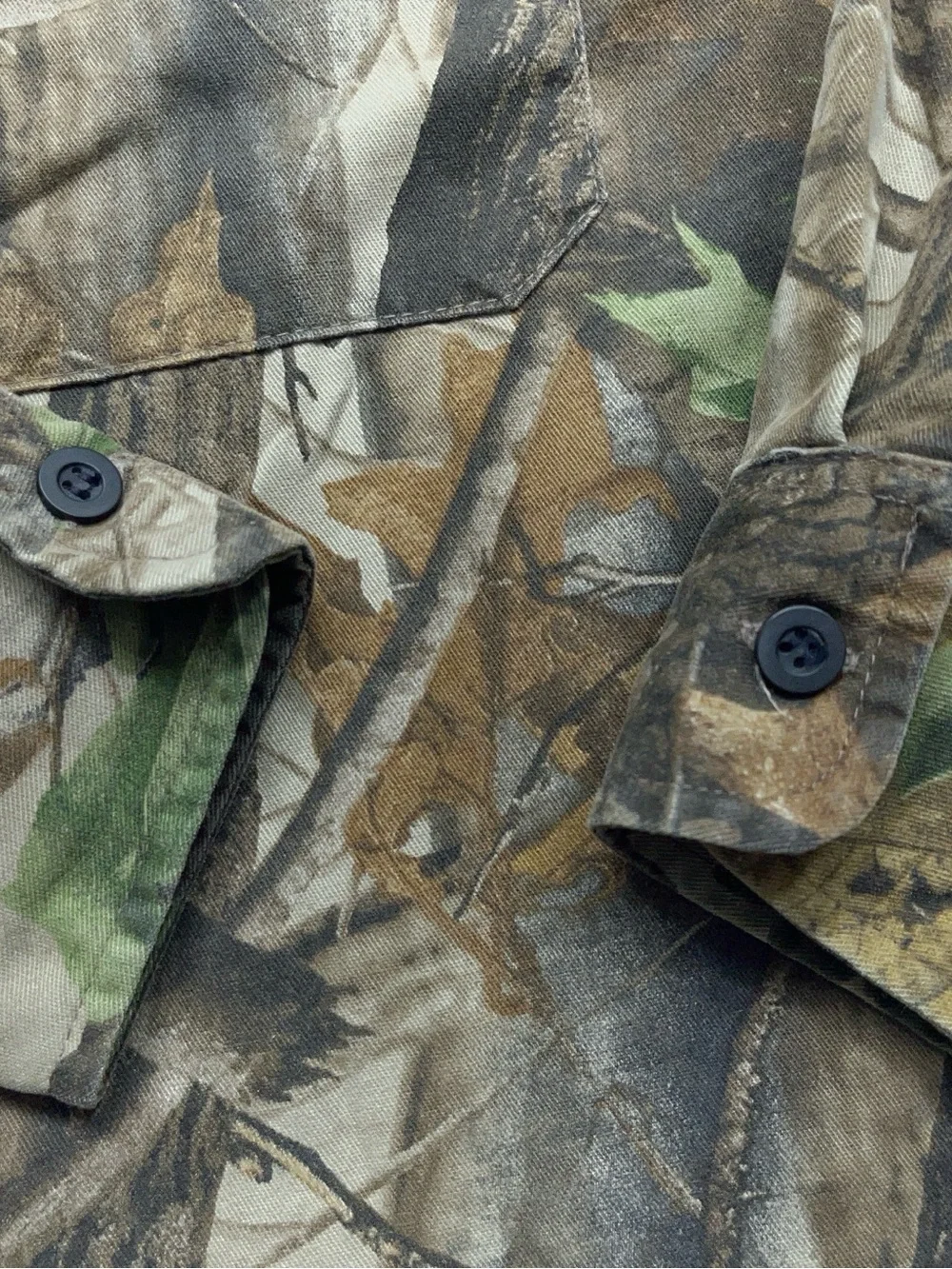 Liberty Realtree Hardwoods Camo Shirt Mens Size Medium Long Sleeve Button Up - Picture 5 of 14